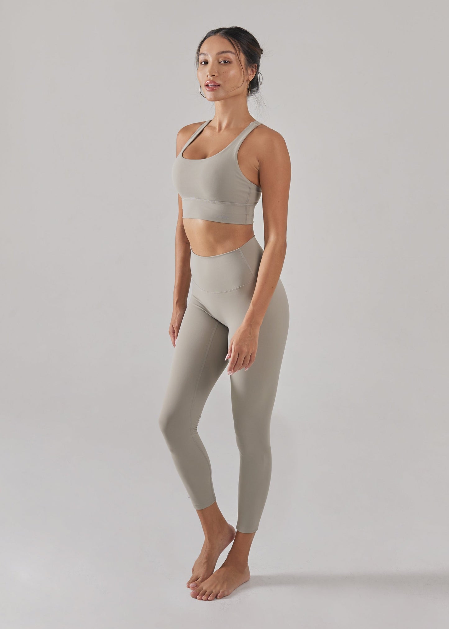 Double Straps Backless Crisscross Sports Bra