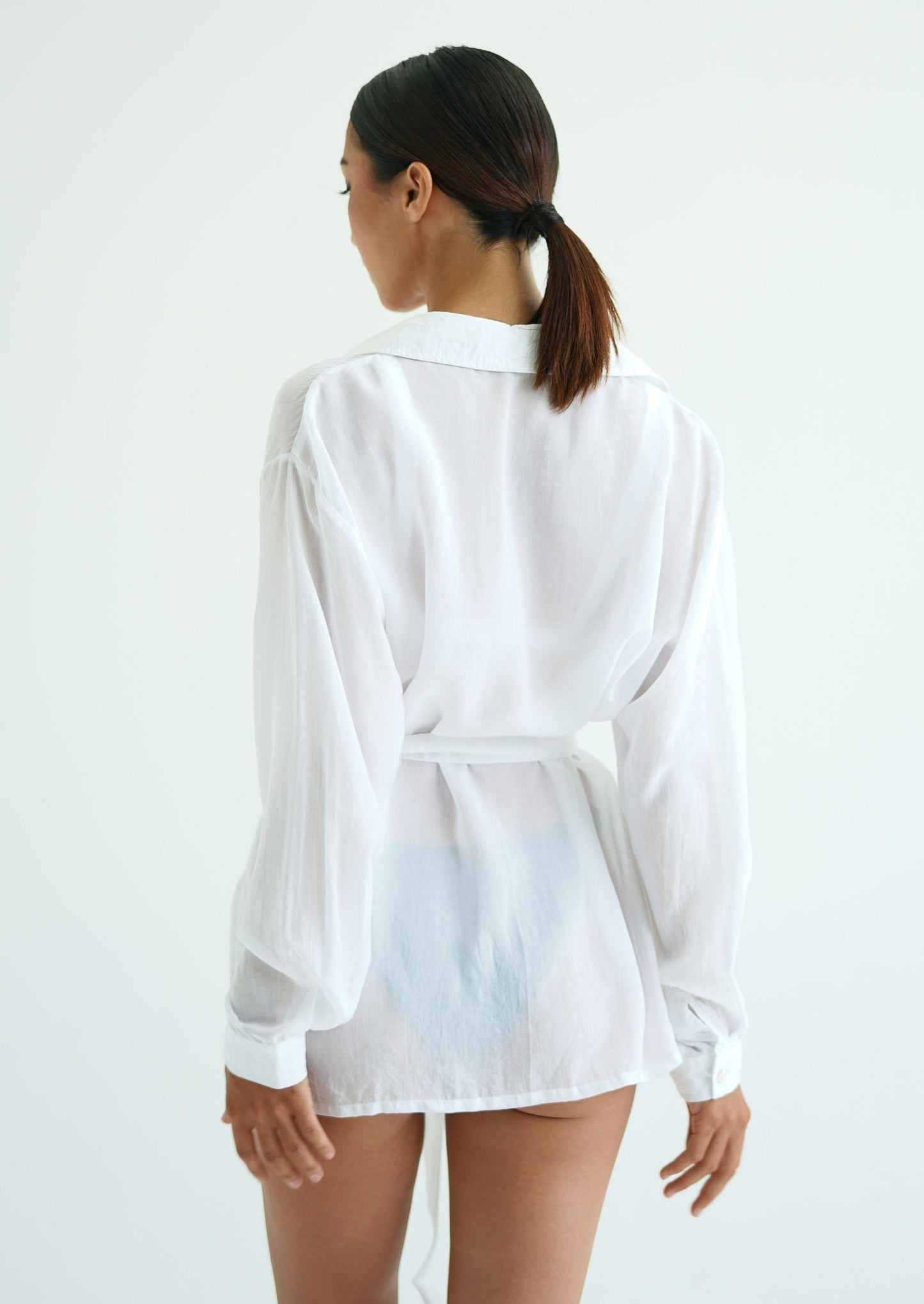 Women's long sleeve oversized with pocket white shirt