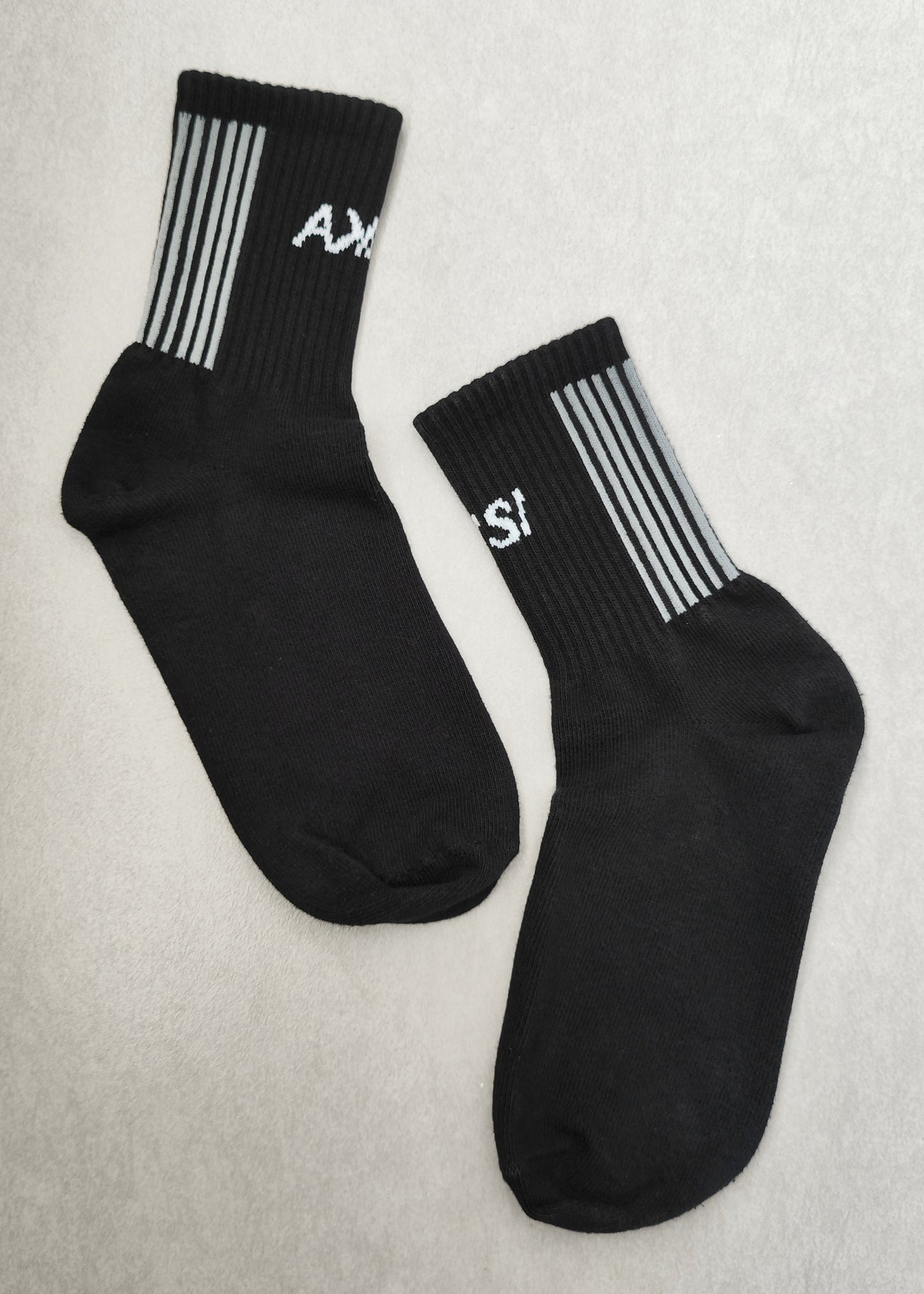QUARTER CREW SOCKS BLACK