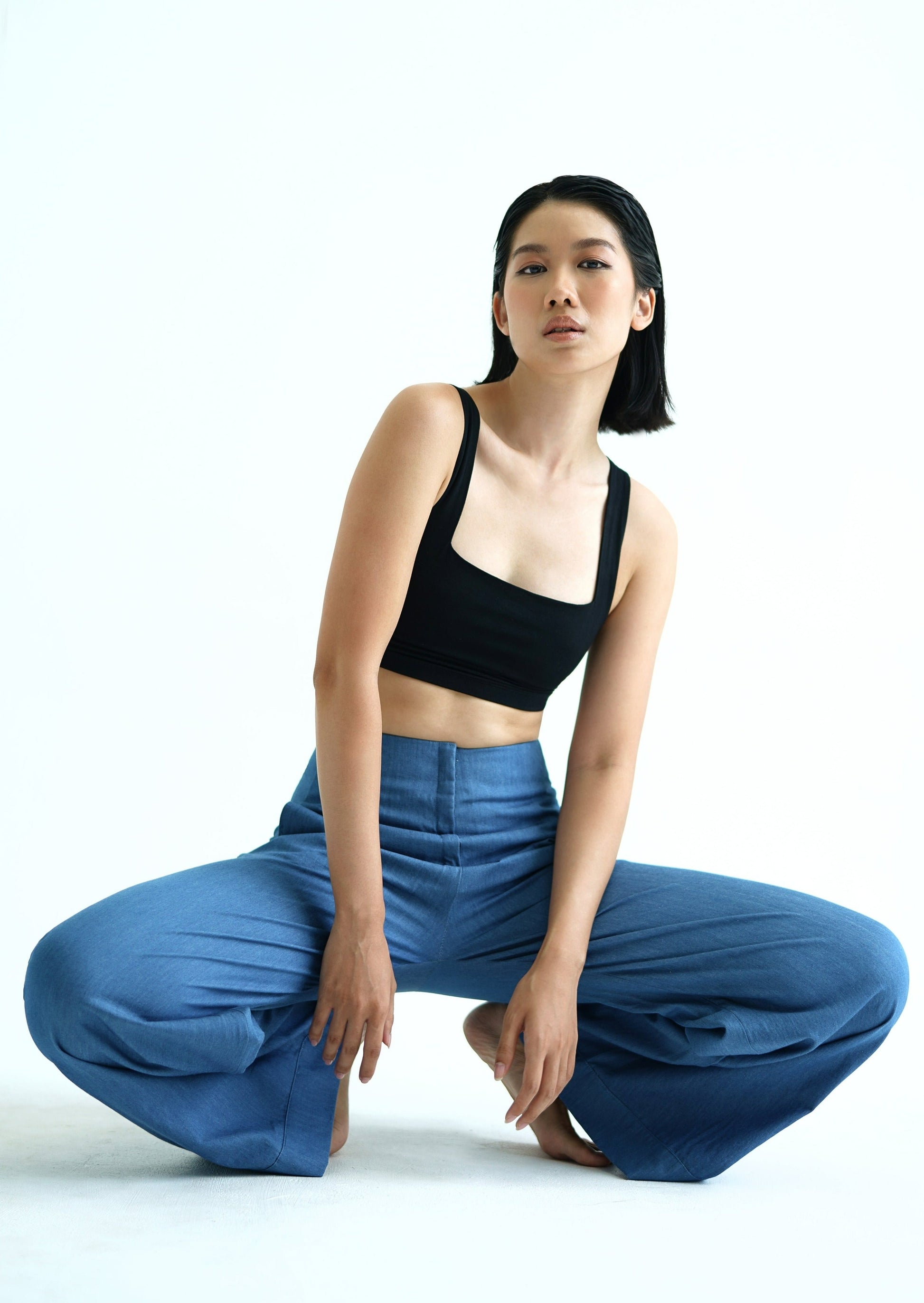 High-waist long straight denim pants | Sustainable fashion